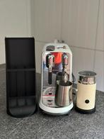 NESPRESSO Sage Creatista Plus + Aeroccino + cuphouder, Elektronische apparatuur, Zo goed als nieuw, Koffiepads en cups, Ophalen