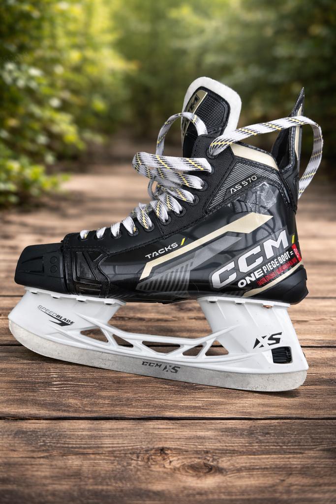 CCM ijshockeyschaatsen – maat 10.5 - 46 – als nieuw, Sport en Fitness, IJshockey, Zo goed als nieuw, Schaatsen, Ophalen of Verzenden