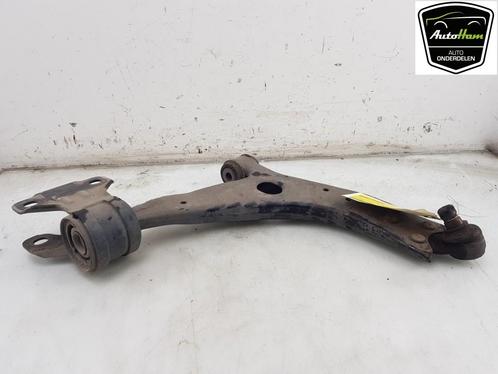 DRAAGARM RECHTS VOOR Ford Focus 3 Wagon (01-2010/01-2020), Auto-onderdelen, Ophanging en Onderstel, Ford, Gebruikt