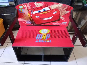 Cars Disney-Pixar: bank, auto's, boeken, enz... 1-10€/stuk beschikbaar voor biedingen