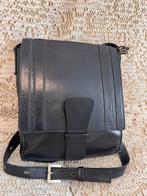 MARINEblauwe leren schoudertas DELVAUX, Ophalen of Verzenden, Zo goed als nieuw, Blauw, Leer