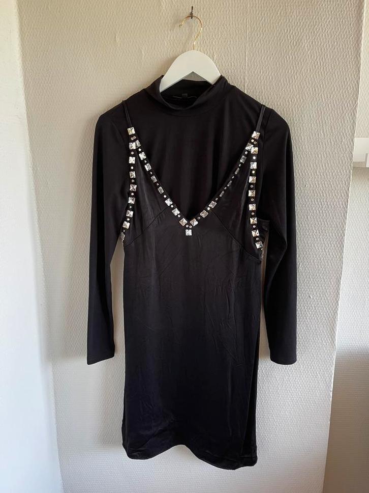 Kleedje Maje - 38, Kleding | Dames, Jurken, Zo goed als nieuw, Maat 38/40 (M), Zwart, Ophalen of Verzenden