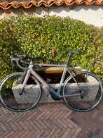 Koersfiets, Fietsen en Brommers, Ophalen, Zo goed als nieuw