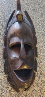 Afrikaans masker, Verzenden