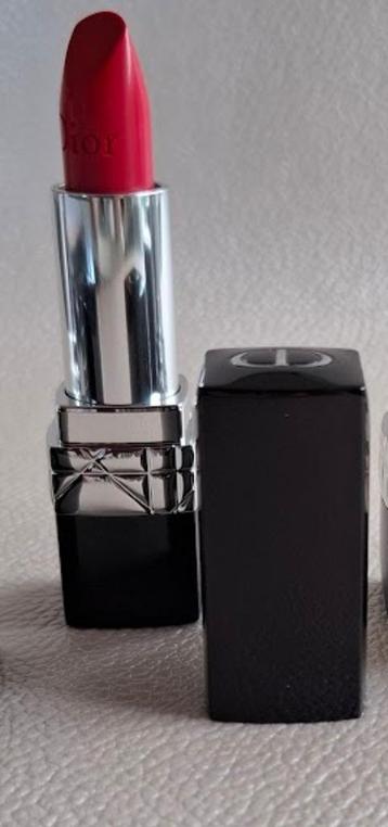 Nieuw Lippenstift Dior Kleur 520 beschikbaar voor biedingen