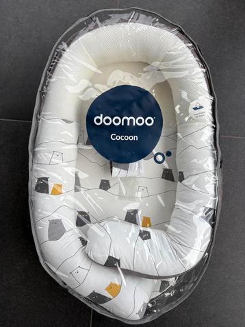 Doomoo Cocoon - Baby Nest beschikbaar voor biedingen