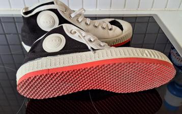 Sneakers 0051 originals zwart-wit  beschikbaar voor biedingen