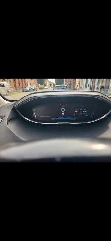 Peugeot 5008 1.6 Bluehdi, Autos, Cuir, Cruise Control, Boîte manuelle, Noir