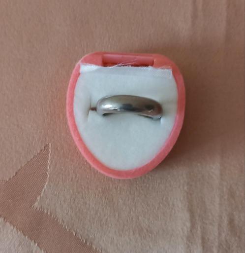 Ring unisex maat M., Handtassen en Accessoires, Ringen, Gebruikt, Dame of Heer, Grijs, IJzer of Staal, Ophalen
