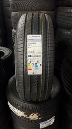 22555r18 225 55 r18 225/55/r18 Michelin nouveau avec montage, Enlèvement ou Envoi