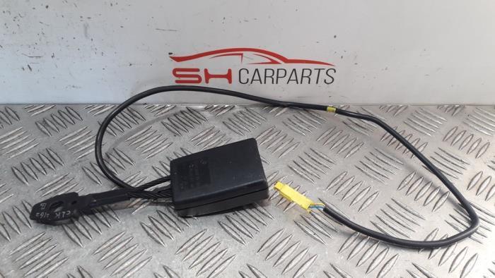 Veiligheidsgordel Insteek links-voor van een Mercedes CLK, Auto-onderdelen, Interieur en Bekleding, Mercedes-Benz, Gebruikt, 3 maanden garantie