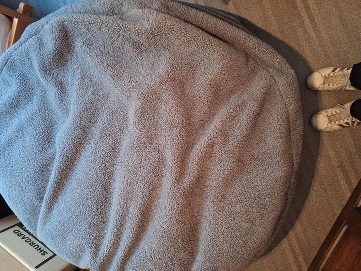 XL giga zitzak merk Loungepug teddy uitvoering, Huis en Inrichting, Zitzakken, Zo goed als nieuw, Zitzak, Ophalen