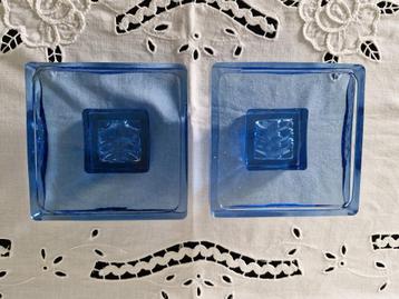 Kosta Boda -2 schaaltjes van blauw glas Day Serie "Thursday" beschikbaar voor biedingen