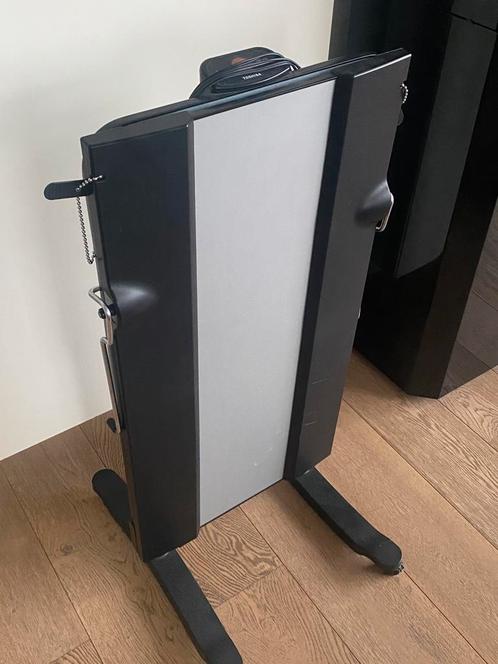 Presse-pantalon Toshiba HIP-T55 planche à repasser, Elektronische apparatuur, Strijkijzers en Strijkplanken, Zo goed als nieuw