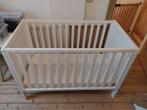 Peuter bed met matras 66.5 x 125.5 cm, Kinderen en Baby's, Kinderkamer | Complete kinderkamers, Ophalen, Gebruikt