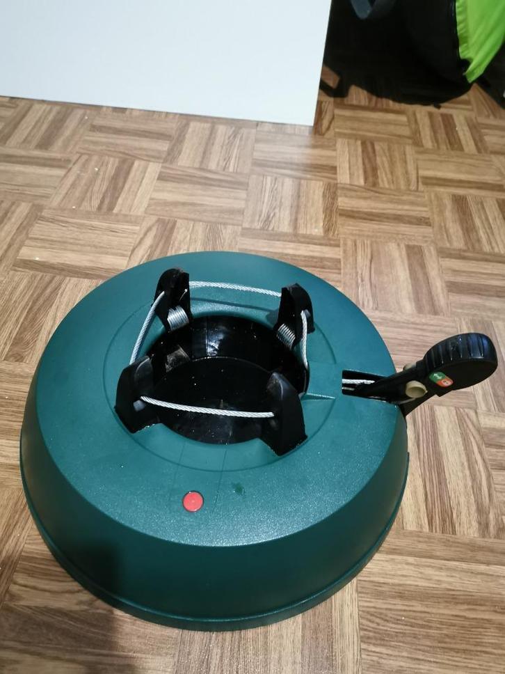 Kerstboom standaard/staander, Diversen, Kerst, Zo goed als nieuw, Ophalen