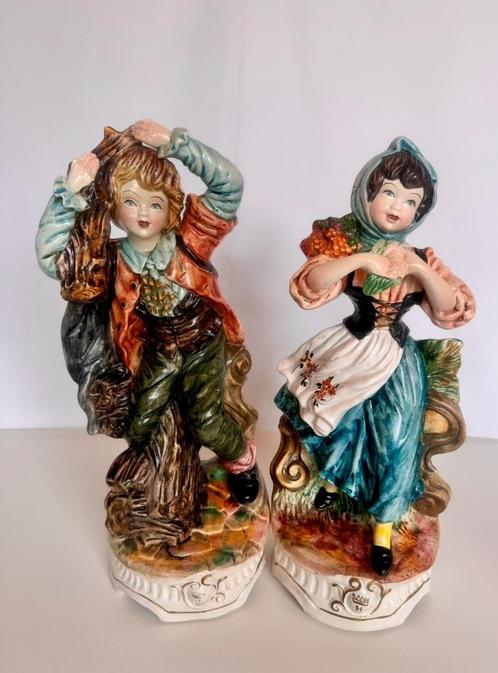 Paar grote Capodimonte porseleinen beeldjes, Italië, ~1960, Antiquités & Art, Antiquités | Porcelaine, Enlèvement ou Envoi