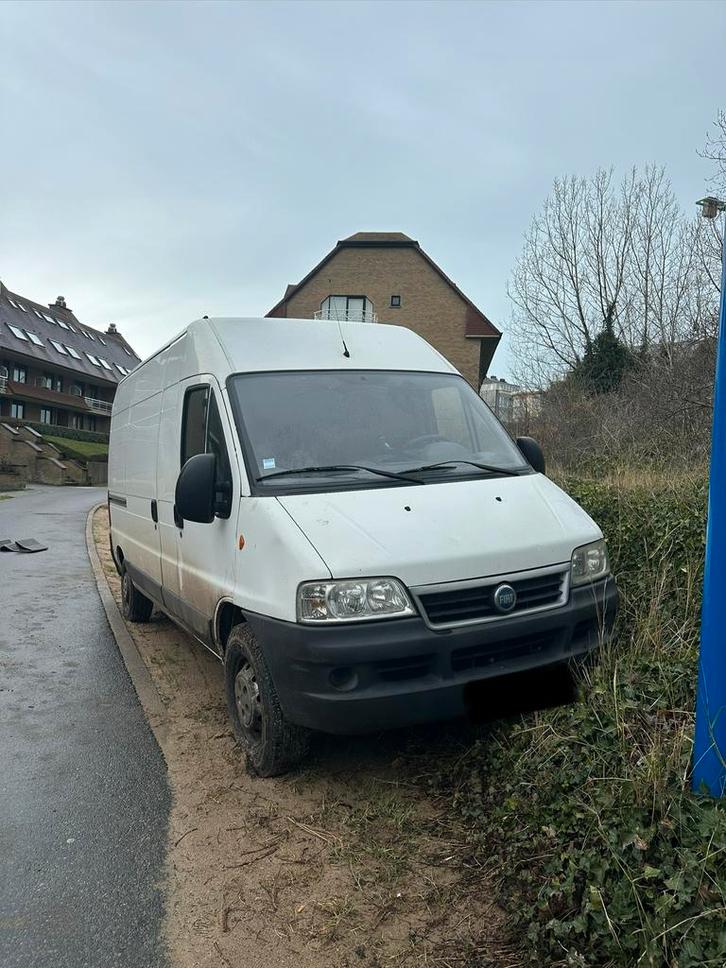 FIAT DUCATO 2.8 JTD 2006, Autos, Fiat, Particulier, Ducato, Diesel, 4 portes, Boîte manuelle, Blanc, Enlèvement