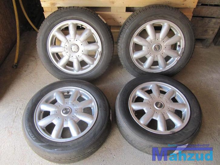 MINI COOPER BANDEN VELGEN 175 65 15 INCH 4X100, Auto-onderdelen, Overige Auto-onderdelen, Mini, Gebruikt, Ophalen