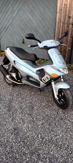Gelera 180cc, Fietsen en Brommers, Scooters | Piaggio, Ophalen, Zo goed als nieuw