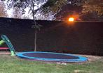 Berg trampoline met groene rand, Kinderen en Baby's, Speelgoed | Buiten | Trampolines, Gebruikt, Ophalen