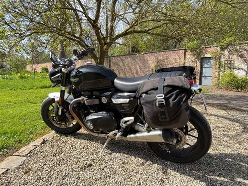 Triumph Speed Twin 2022 met accessoires, Motoren, Motoren | Triumph, Particulier, Naked bike, meer dan 35 kW, 1 cilinder, Ophalen