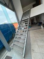 Gebruikte stalen regelbare trap, Doe-het-zelf en Bouw, Ladders en Trappen, Ophalen, Zo goed als nieuw, Trap