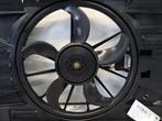 VENTILATEUR RADIATEUR MOTEUR Volkswagen Touran (1T1 / T2), Autos : Pièces & Accessoires, Utilisé, Volkswagen
