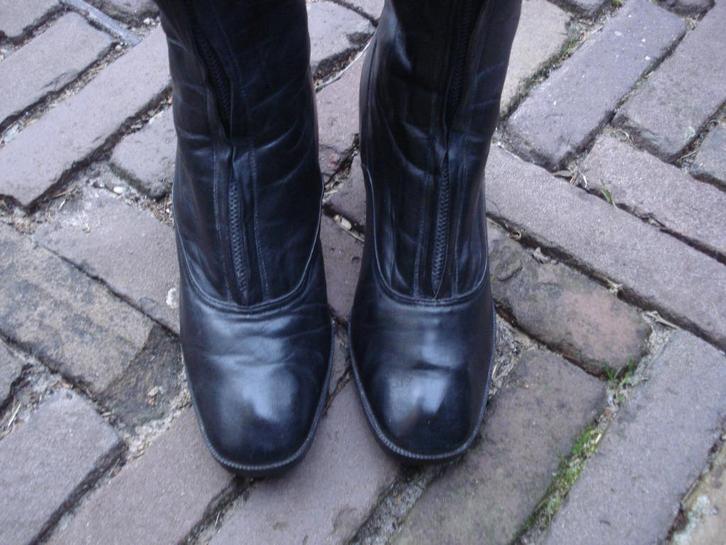 Bottes à talons carrés vintage de luxe, livraison gratuite,, Vêtements | Femmes, Chaussures, Comme neuf, Bottes hautes, Noir, Envoi