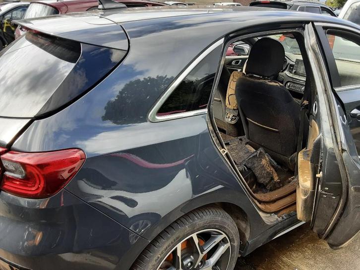 SPATBORD RECHTS ACHTER Kia Ceed (CDB5 / CDBB) (01-2018/-), Auto-onderdelen, Carrosserie, Spatbord, Kia, Achter, Rechts, Gebruikt