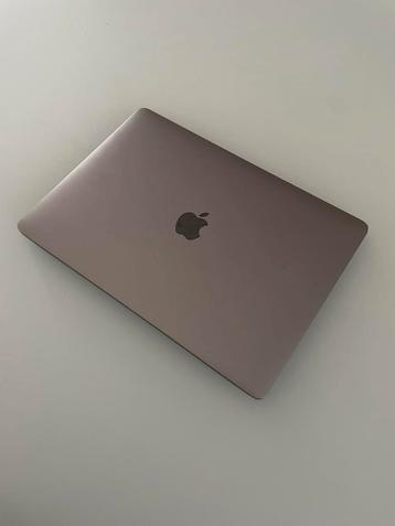 Macbook Air 2019 13 inch beschikbaar voor biedingen