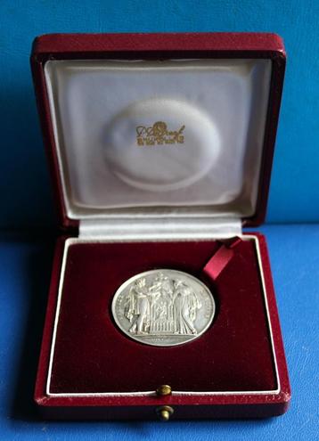 Zilveren Medaille-A.Cuisinier Uni à L.Richebe 20Juillet1903- beschikbaar voor biedingen