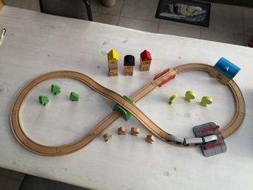 Houten trein IKEA Lillabo beschikbaar voor biedingen
