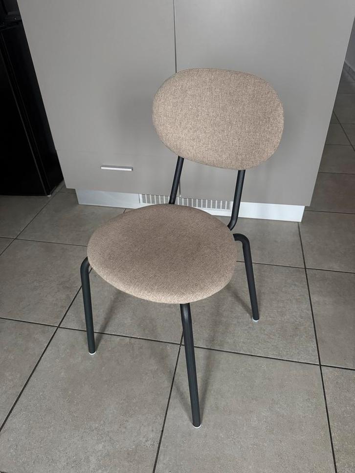 Set van 4 eetkamerstoelen, Huis en Inrichting, Stoelen, Zo goed als nieuw, Vier, Stof, Ophalen