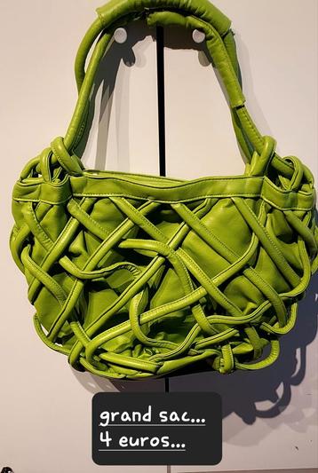  verschillende handtassen... beschikbaar voor biedingen