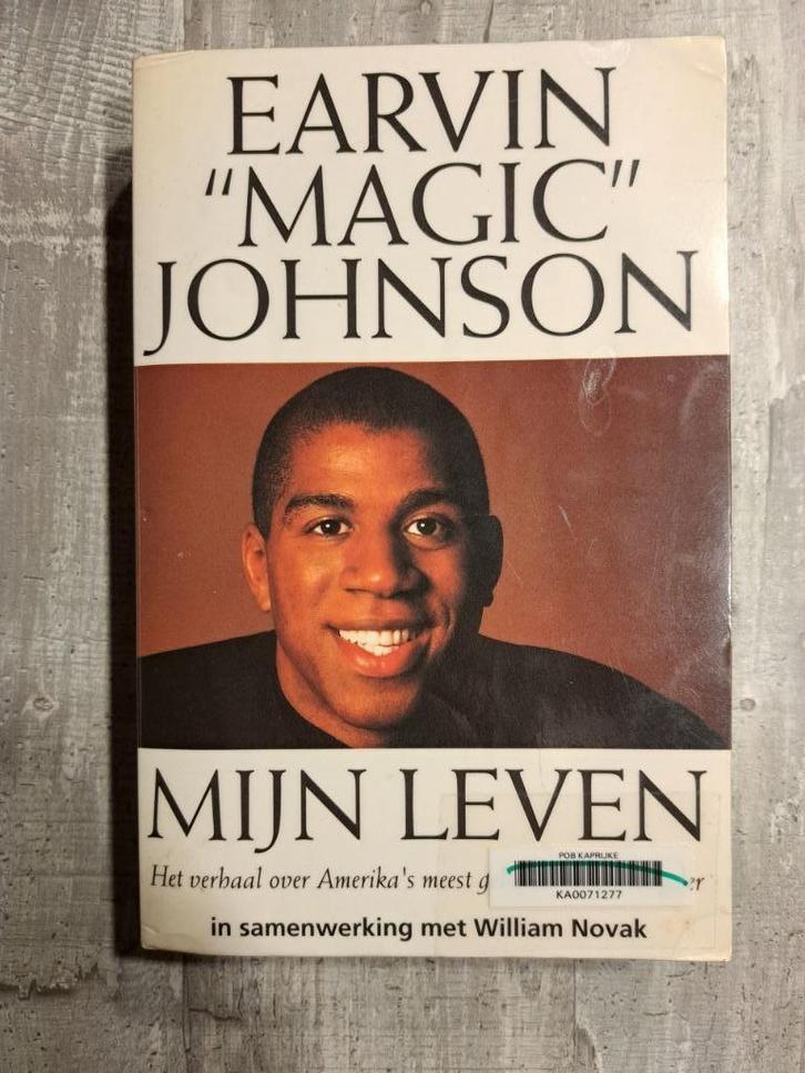 MAGIC JOHNSON - Mijn leven ( Basketbal ), Boeken, Sportboeken, Gelezen, Balsport, Ophalen of Verzenden