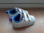 Sneakers pour enfant Adidas blanches taille 22, Enfants & Bébés, Garçon ou Fille, Enlèvement, Utilisé, Chaussures