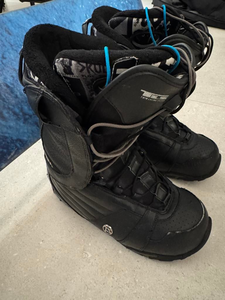 Snowboard botten Nitro (maat 42,5), Ophalen, Gebruikt