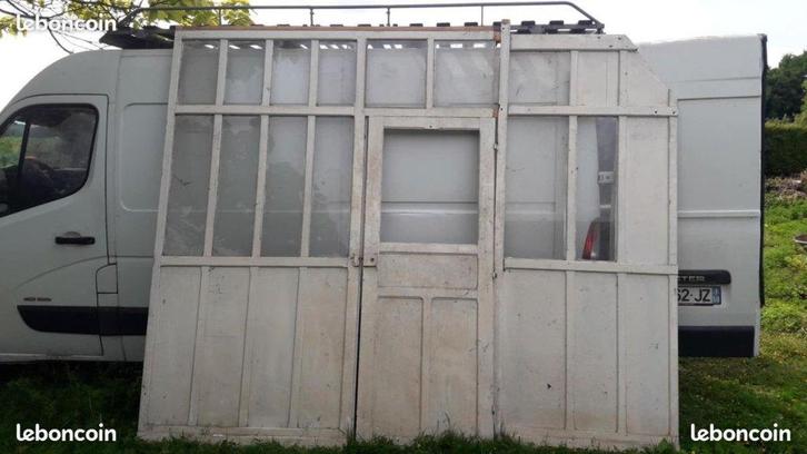 Cloison indus ancienne atelier bois et verre, Antiquités & Art, Antiquités | Meubles | Armoires, Enlèvement ou Envoi