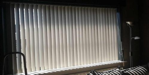 Lamellen   Schuifsysteem  Lamellen = Wit pvc met breedte 9 c, Huis en Inrichting, Stoffering | Gordijnen en Lamellen, Gebruikt