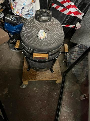 Keramische barbecue/grill (type Kamado) beschikbaar voor biedingen