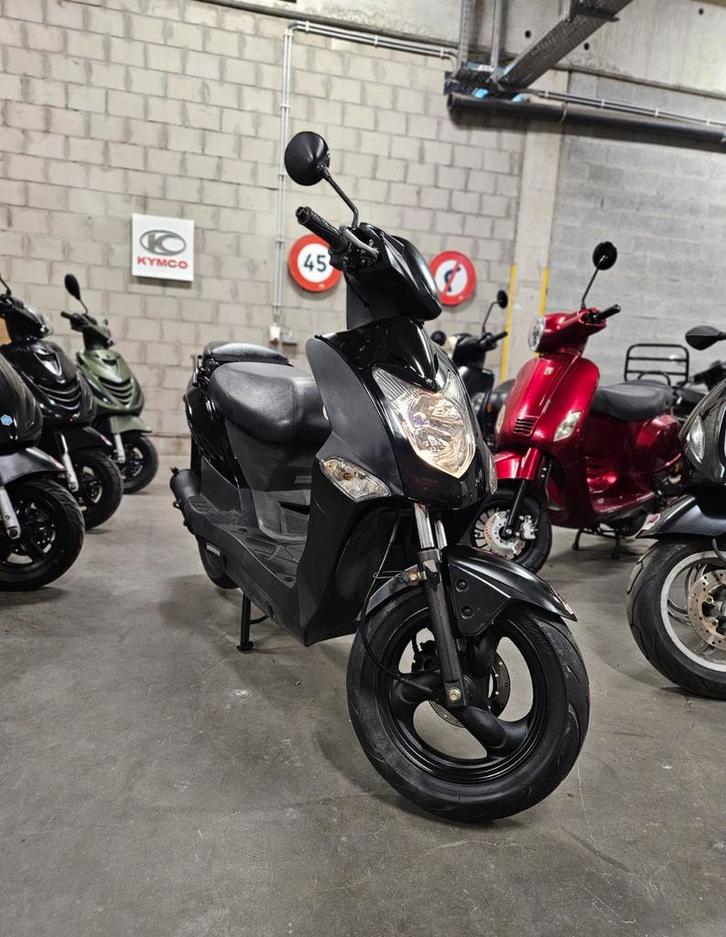 Kymco Agility 12 inch 50cc klasse A 4 takt 2008 - 14.479 km, Fietsen en Brommers, Scooters | Kymco, Gebruikt, Agility, Klasse A (25 km/u)