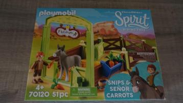 Playmobil Spirit Cut et Mr. Carrots avec box à chevaux 70120
