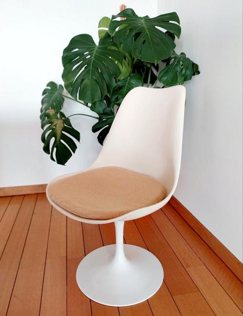Tulip Chair Knoll International, 1960, Huis en Inrichting, Stoelen, Gebruikt, Metaal, Ophalen of Verzenden
