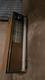 Oude philips radio werkt nog steeds, Audio, Tv en Foto, Radio's, Ophalen, Radio