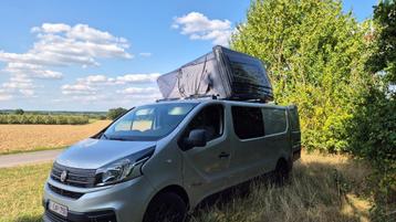 Unieke camper voor 6 personen met daktent beschikbaar voor biedingen