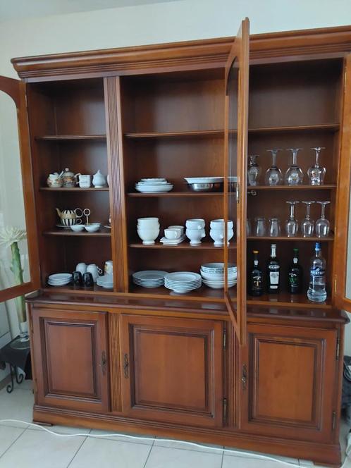 grote buffetkast met 3 glazen deuren, Huis en Inrichting, Kasten | Buffetkasten, Gebruikt, 200 cm of meer, 150 tot 200 cm, 25 tot 50 cm