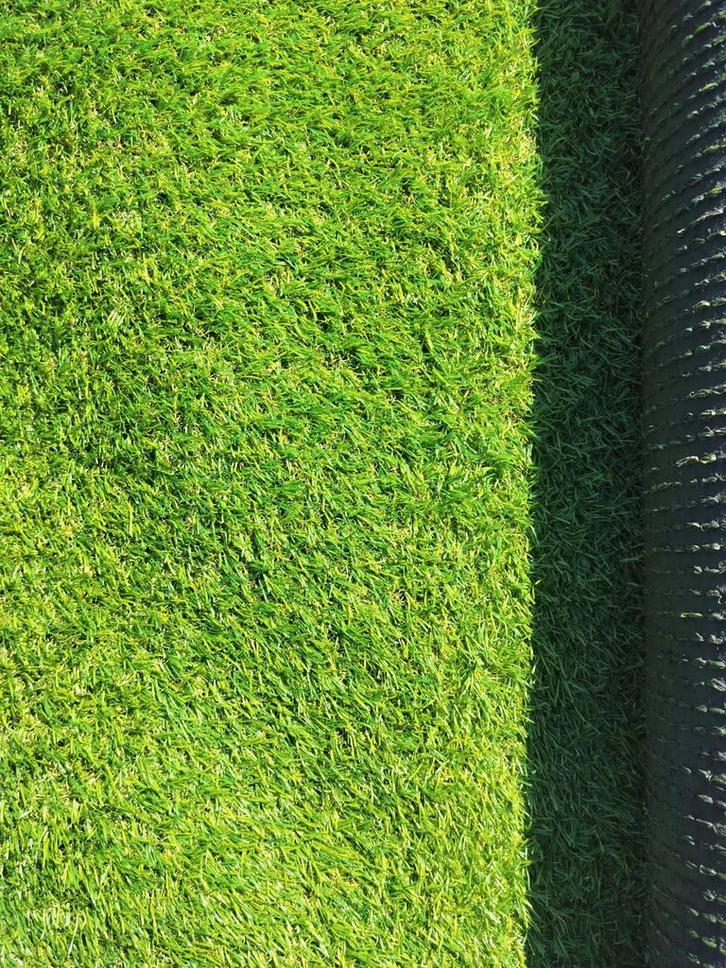 nieuw kunstgras 3.2 cm poolhoogte, 4 m breedte. 13 € m2, Tuin en Terras, Gras en Kunstgras, Nieuw, Kunstgras, 20 m² of meer, Ophalen