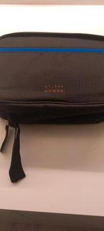 Toiletzak van  Mylene met  3 verzorgings producten., Handtassen en Accessoires, Uiterlijk | Lichaamsverzorging, Ophalen, Nieuw