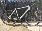 Racefiets Triban EDR EASY wit damesfiets, Vélos & Vélomoteurs, Vélos | Femmes | Vélos de sport & de randonnée, Enlèvement, Comme neuf